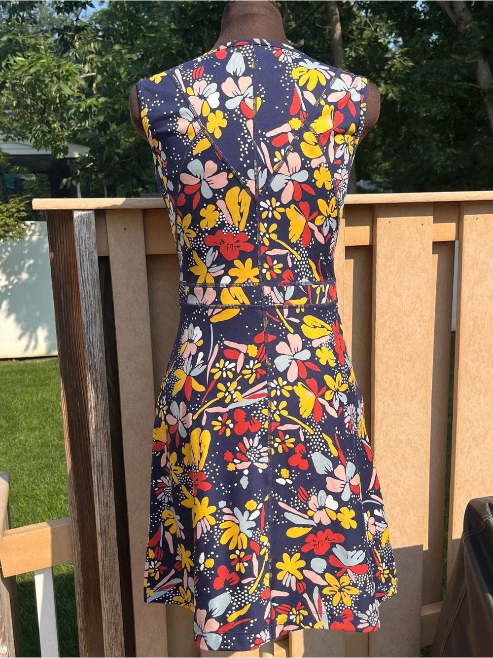 Title Nine Fit & Flare Sleeveless Buttah Dress in Dream Flora Size XS Stretch
